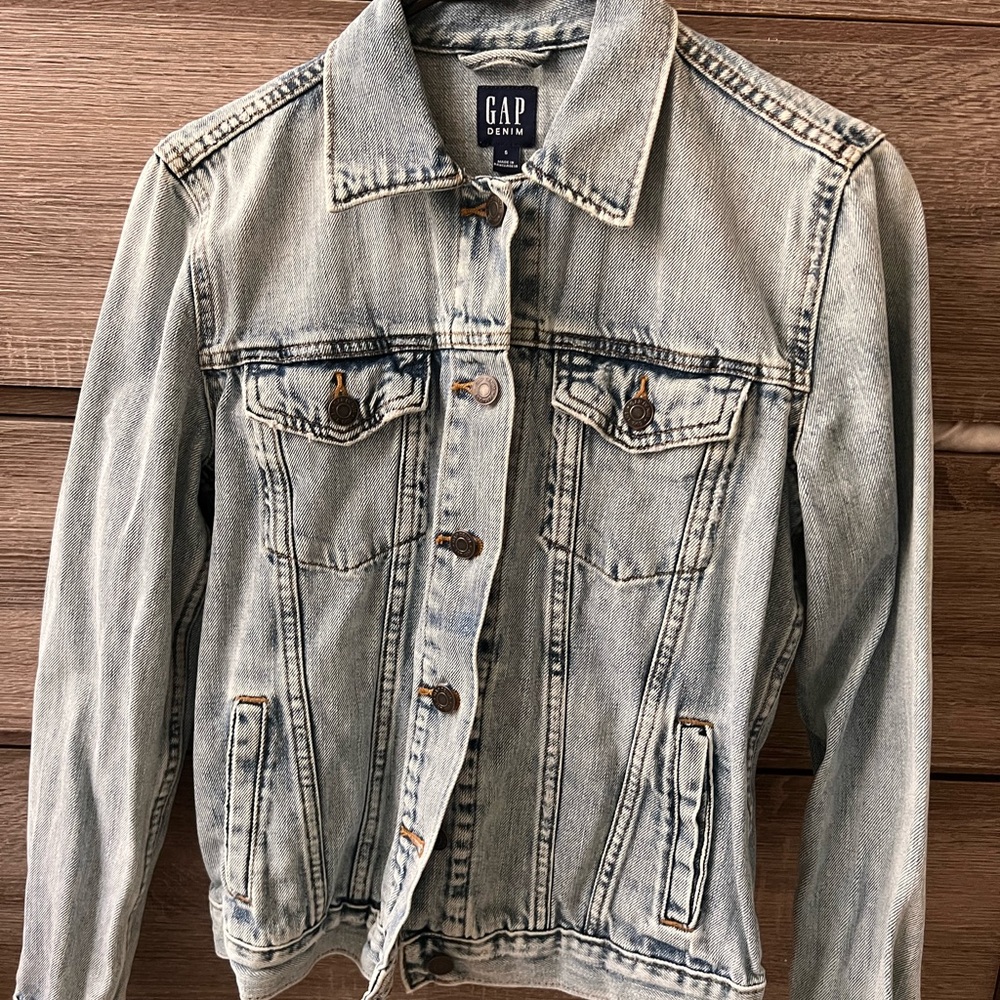 GAP Women's Denim Jacket - Light Blue